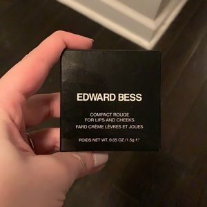 NEVER OPENED Edward Bess Compact Rouge for Lips and Cheeks in Island Rose